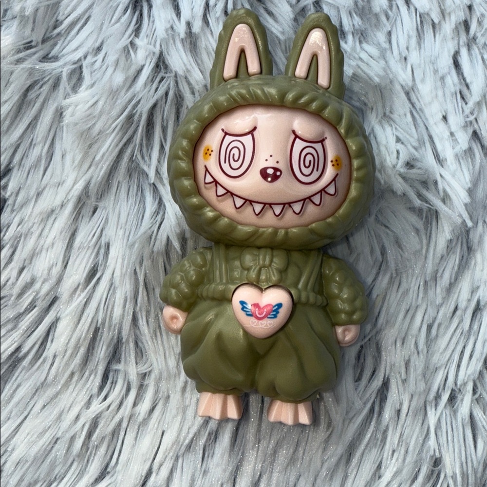 Green Bunny Character Toy Set - Picture 5 of 5